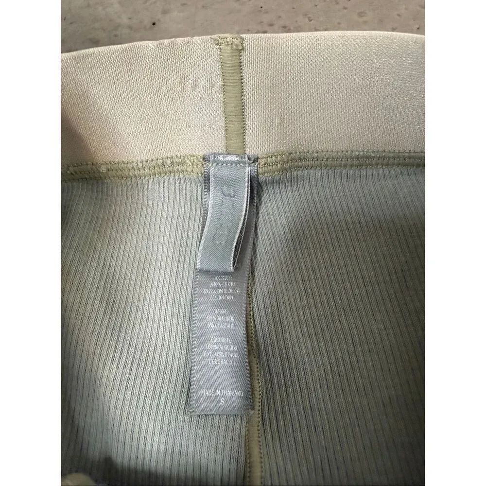 Skims Cotton Ribbed Shorts - Picture 4 of 8